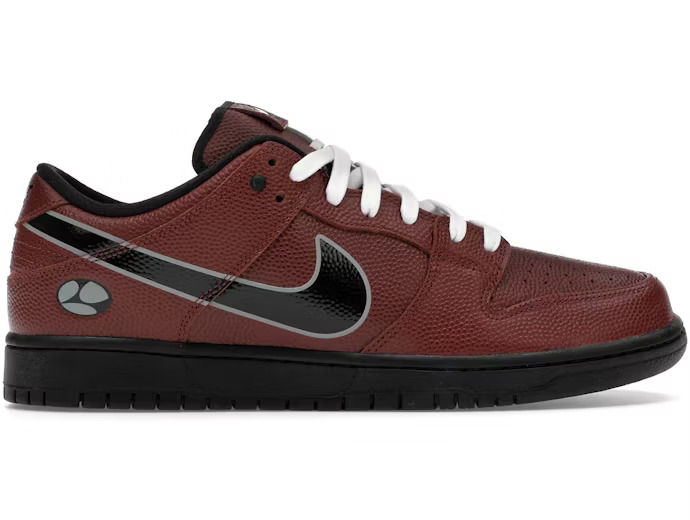 Nike SB Dunk Low Limosine Skateboards